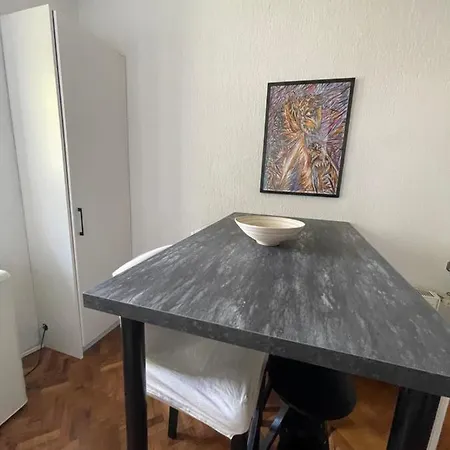 شقة Nona's View With Balcony