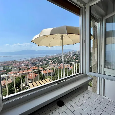 Nona's View With Balcony * Rijeka