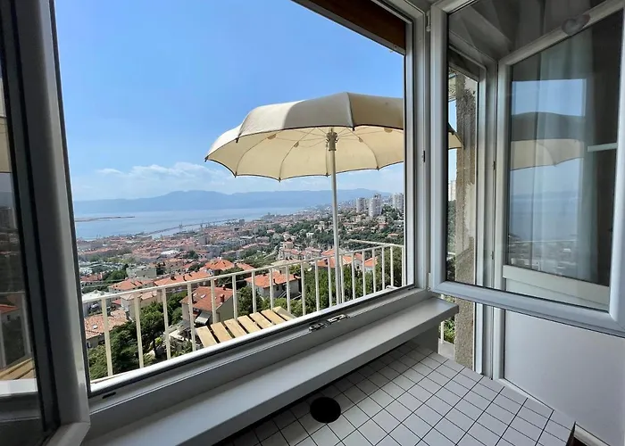 Nona's View With Balcony * Rijeka